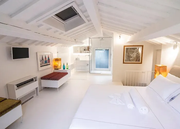 Dellefarfalle Boutique 4*