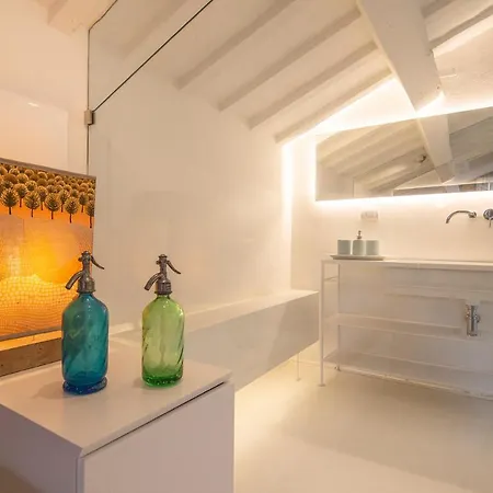 Dellefarfalle Boutique