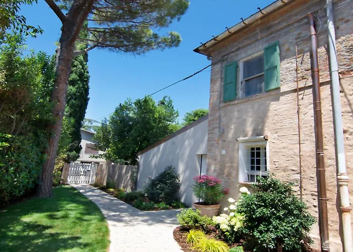 Bed & Breakfast Dellefarfalle Boutique 4*